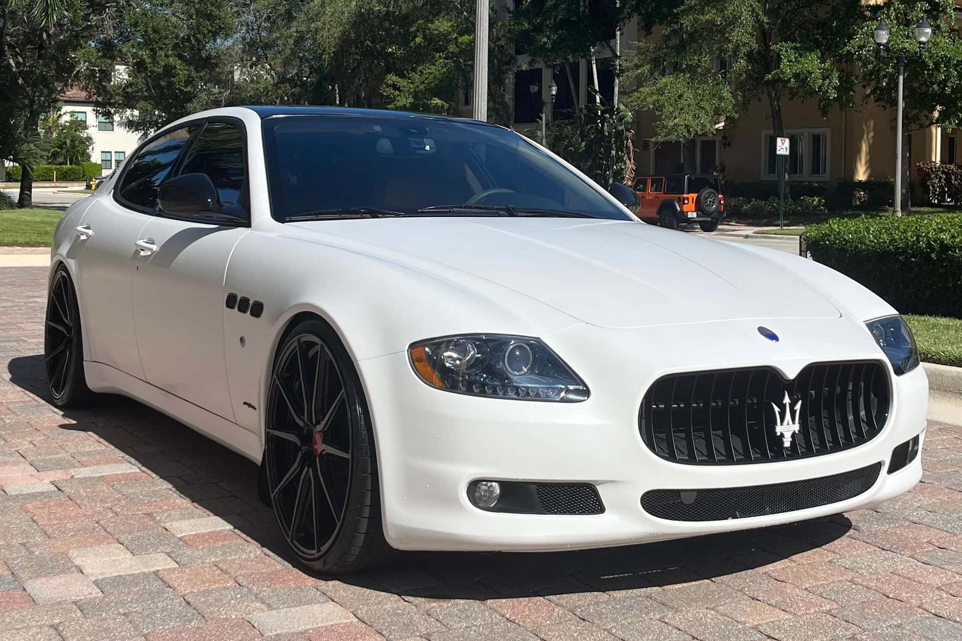 2011 Maserati Quattroporte sold for $28,000