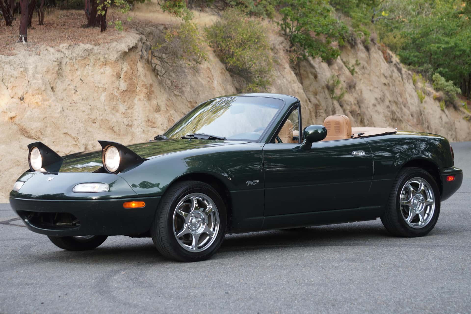 1997 Mazda NA Miata sold for $16,000