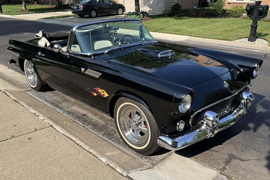 1955 Ford Thunderbird (1955-1957) sold for $13,000