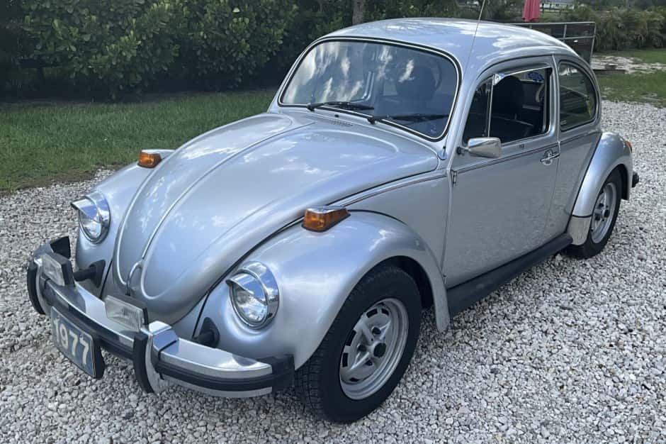 1977 Volkswagen Beetle (1958-1979) sold for $37,000