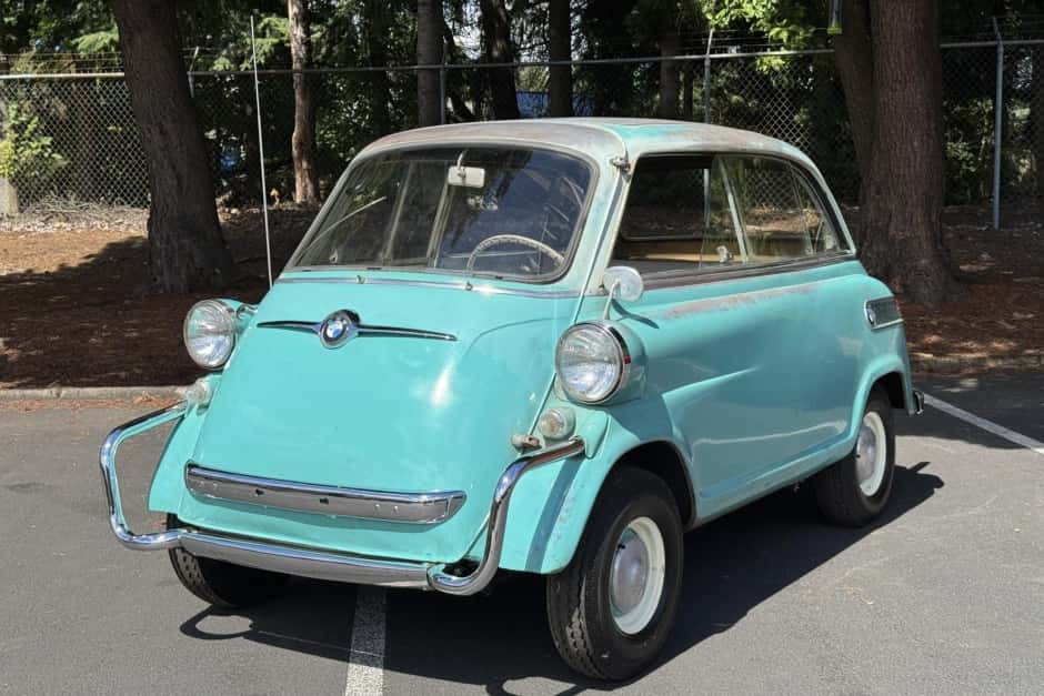 1959 BMW Isetta sold for $25,500