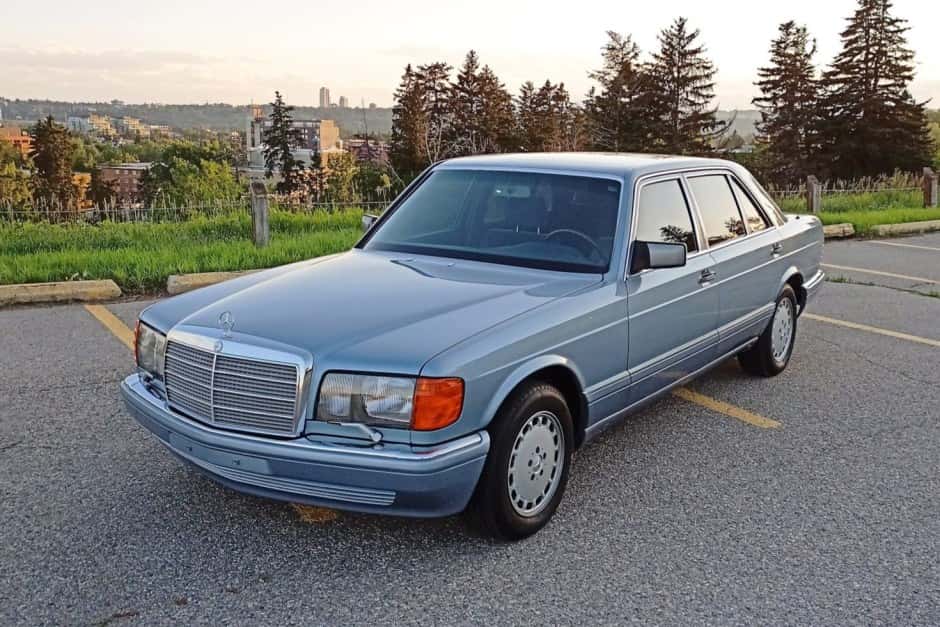 1988 Mercedes-Benz W126 S-Class sold for $13,000