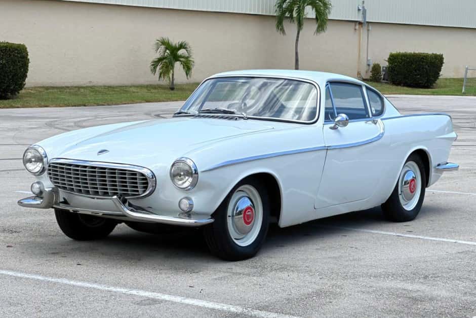 1963 Volvo P1800/1800 sold for $20,300