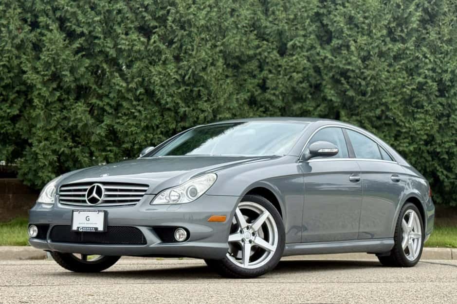 2006 Mercedes-Benz CLS-Class sold for $10,250