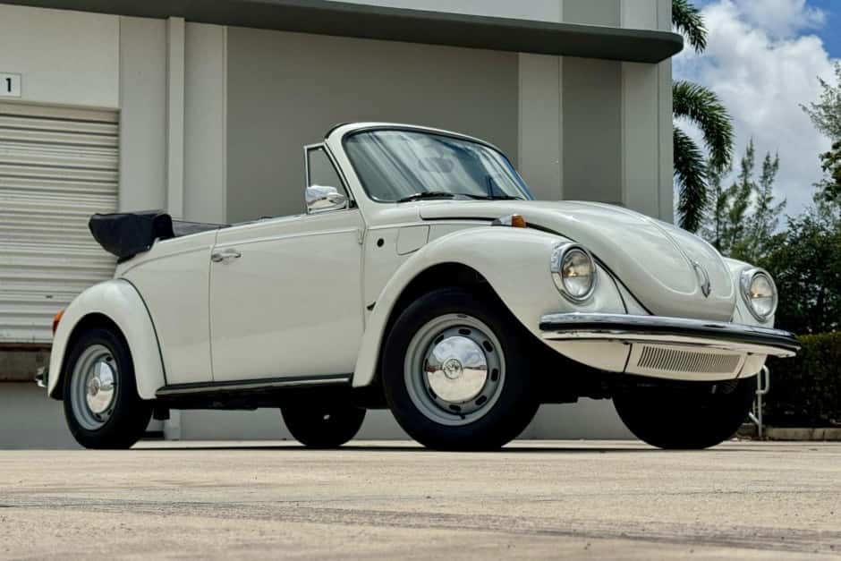 0 Volkswagen Super Beetle sold for $14,500