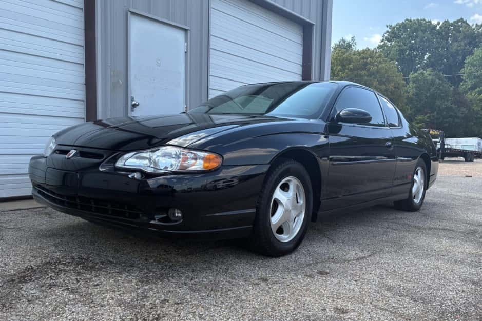 2002 Chevrolet Monte Carlo sold for $7,250