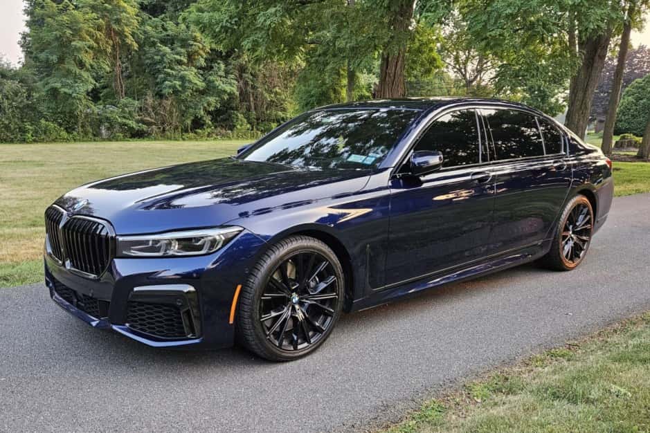 2021 BMW G11/G12 7-Series sold for $39,000