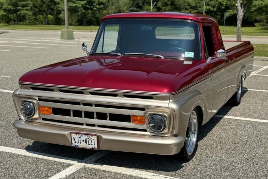 1961 Ford F-Series 1961-1966 sold for $32,000