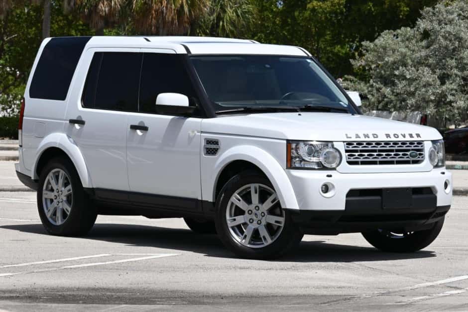 2011 Land Rover LR4 sold for $5,600