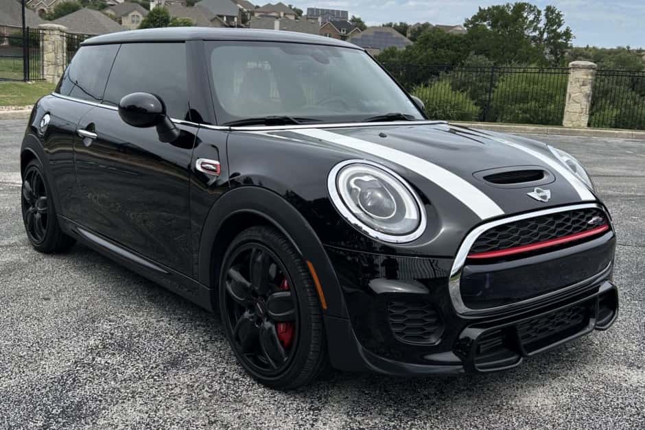 2017 Mini F55 & F56 Cooper, Cooper S, & John Cooper Works sold for $18,250