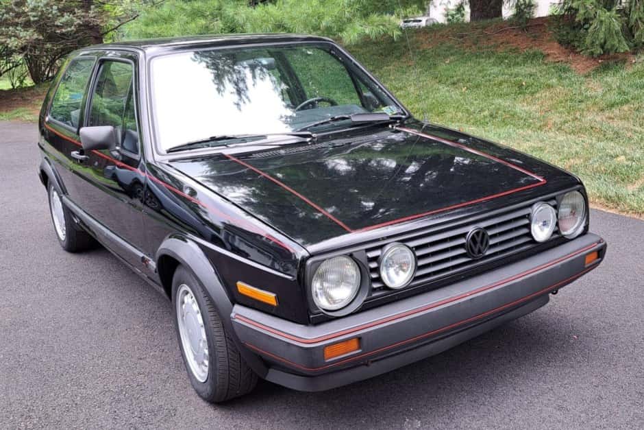 1985 Volkswagen GTI Mk2 sold for $7,000