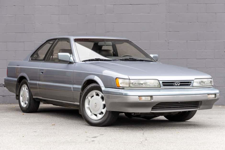 1990 Infiniti M sold for $4,400