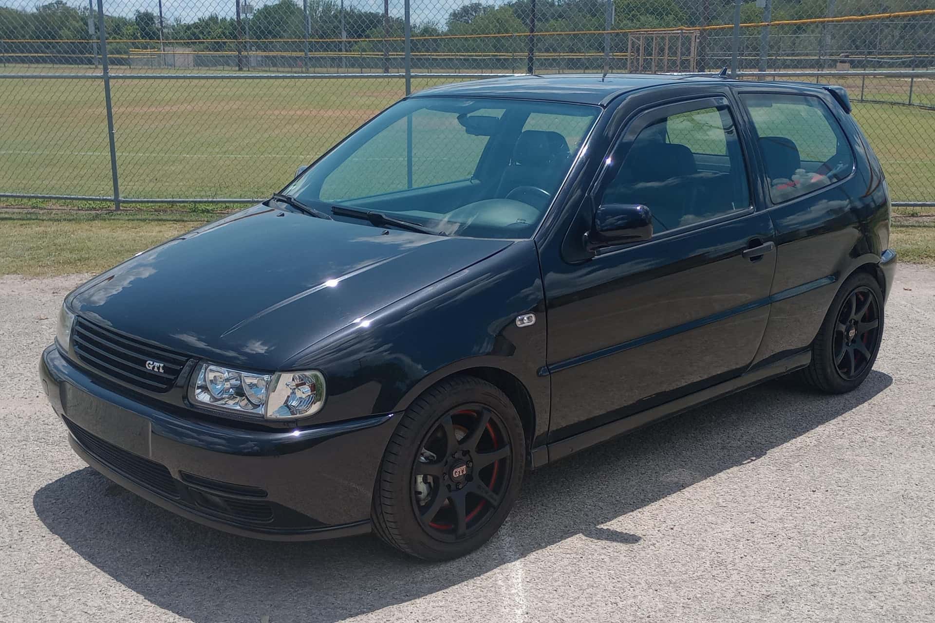 1998 Volkswagen Polo sold for $8,050