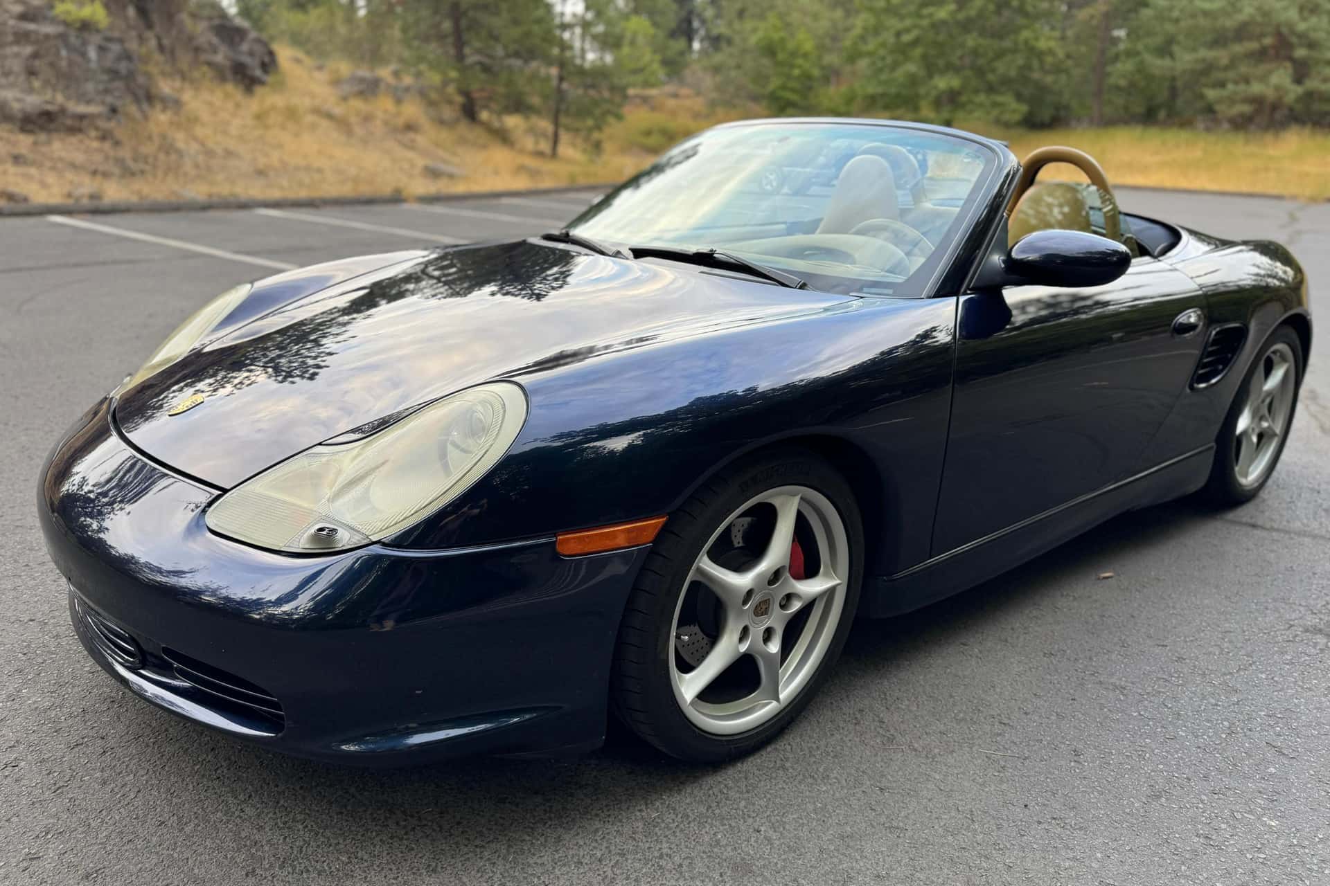 2003 Porsche 986 Boxster sold for $6,900
