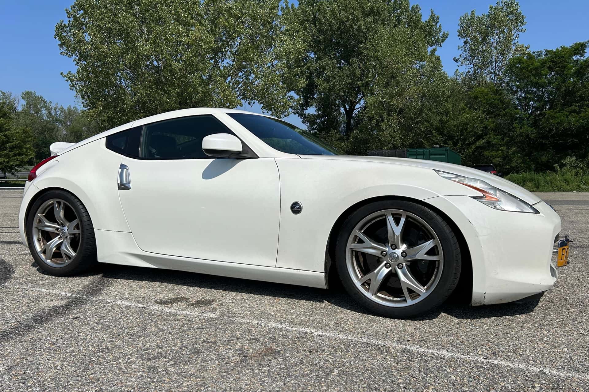 2012 Nissan 370Z sold for $15,250