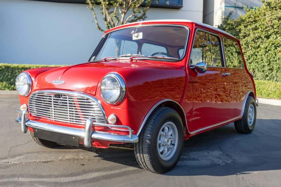 1967 Mini Mk I-III Cooper sold for $38,000