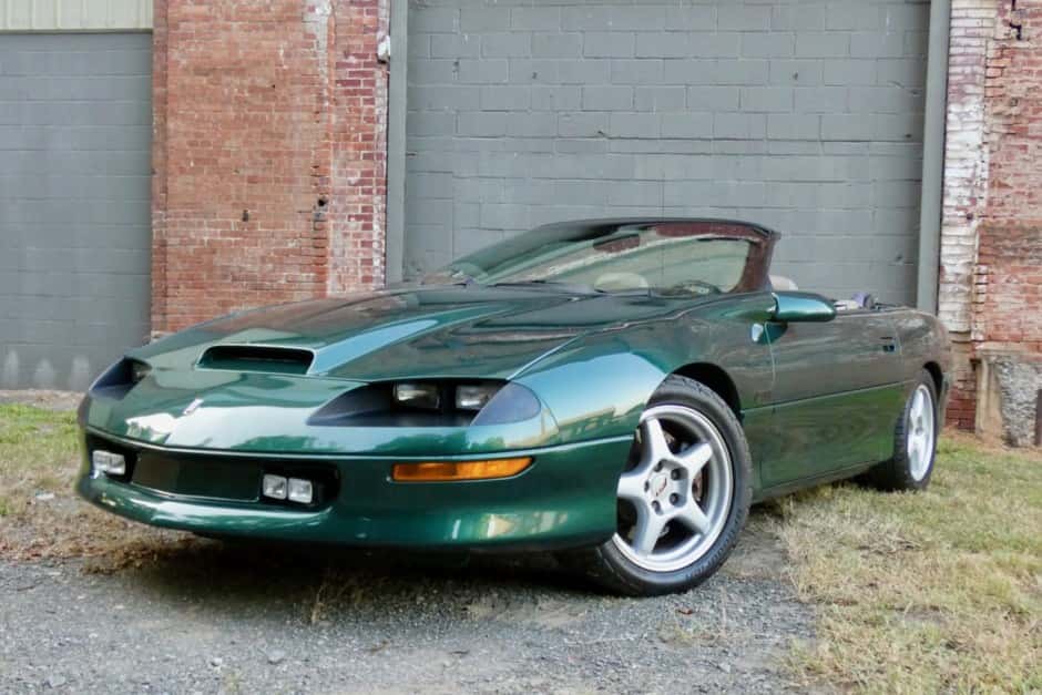 1996 Chevrolet Camaro 4th Generation 1993-2002 sold for $8,250