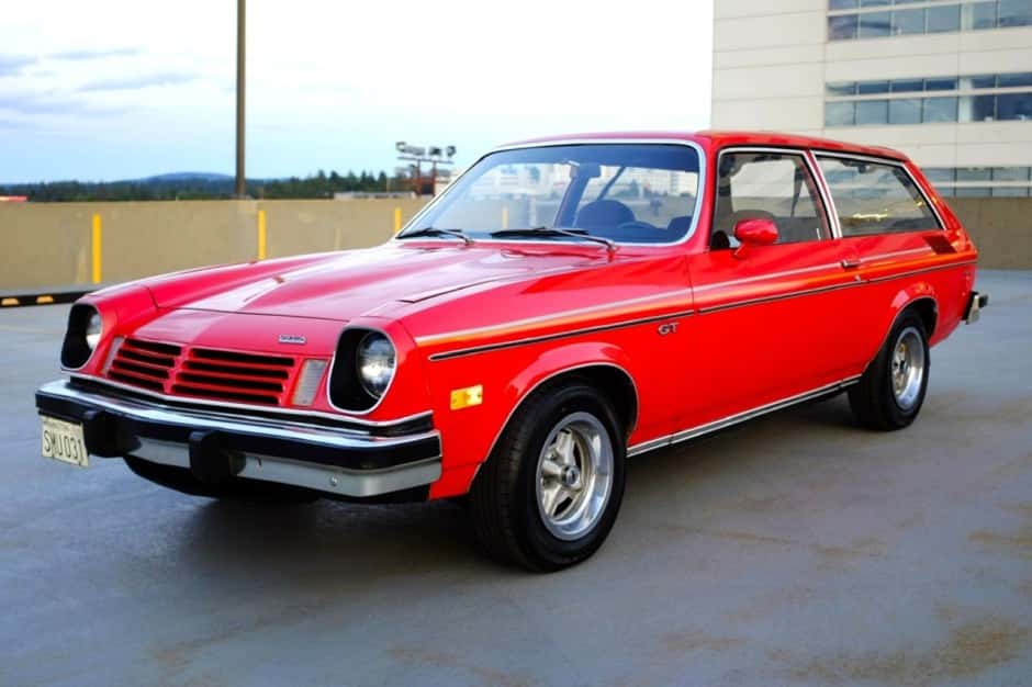 1975 Chevrolet Vega sold for $8,601