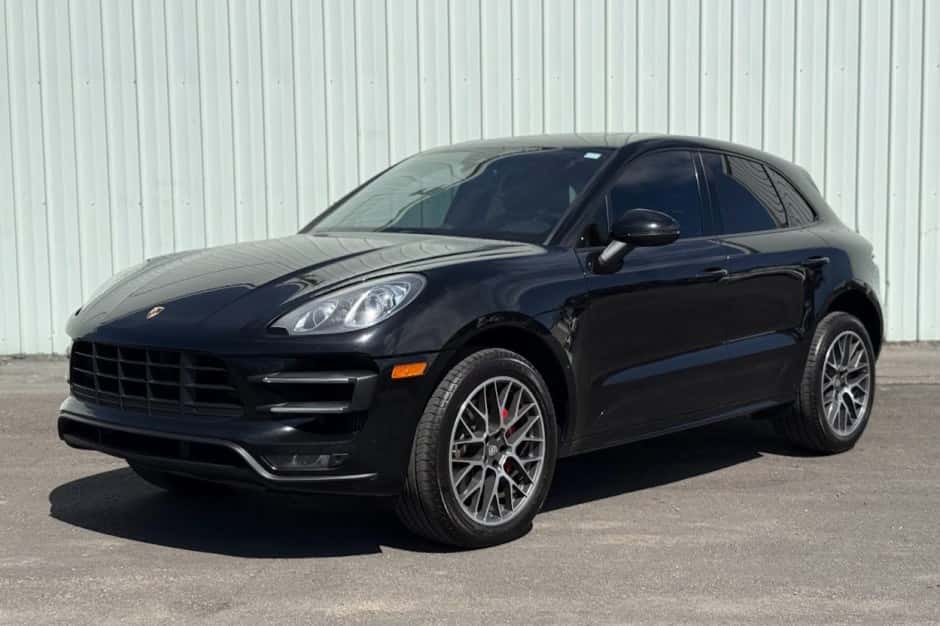 2015 Porsche Macan sold for $15,250