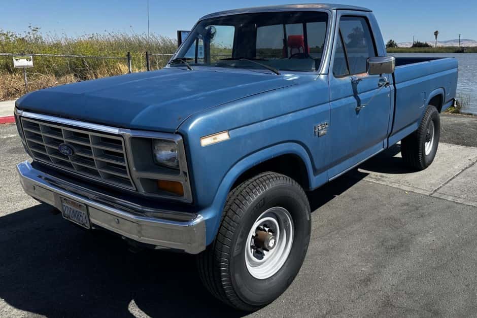 1984 Ford F-Series 1980-1986 sold for $9,500