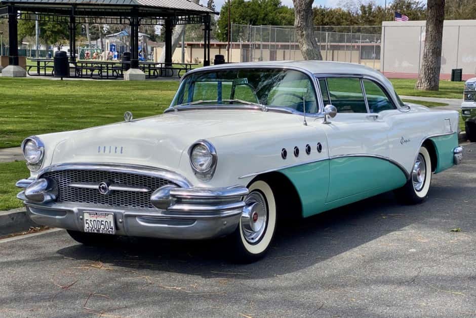 1955 Buick Super sold for $19,050