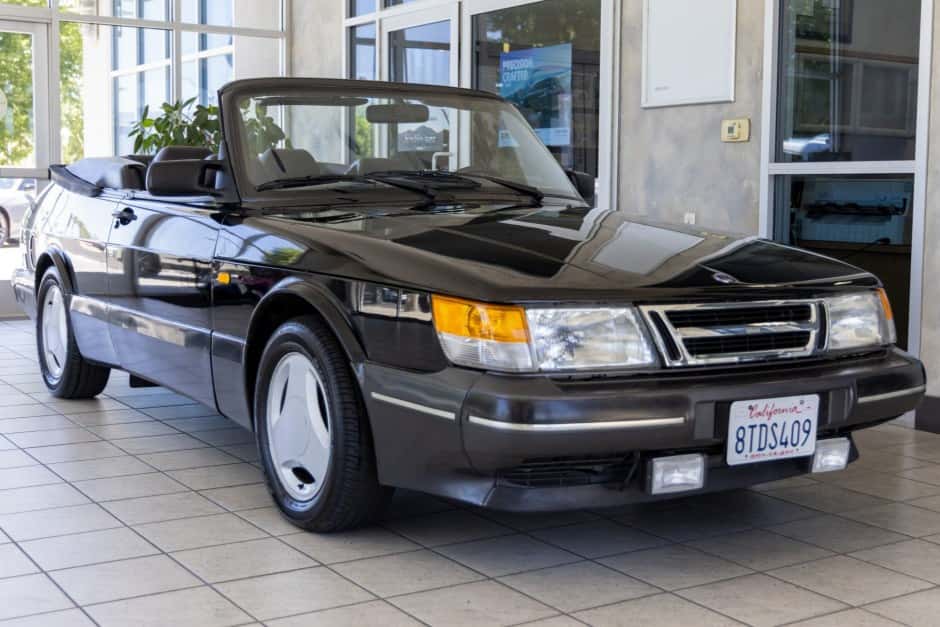 1988 Saab 900 sold for $20,000