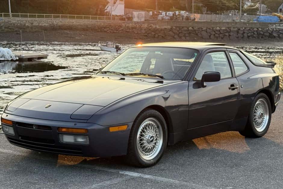 1987 Porsche 944 Turbo sold for $24,250