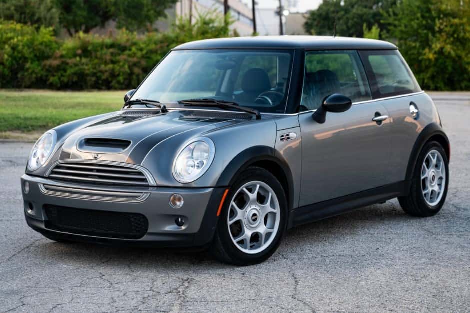 2003 Mini R53 Cooper S sold for $11,000