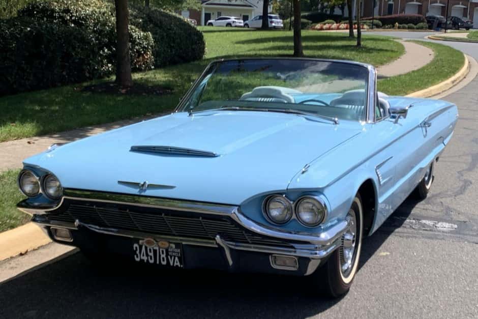 1965 Ford Thunderbird (1964-1966) sold for $40,000