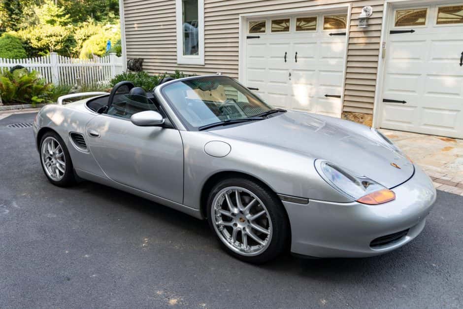 1998 Porsche 986 Boxster sold for $0