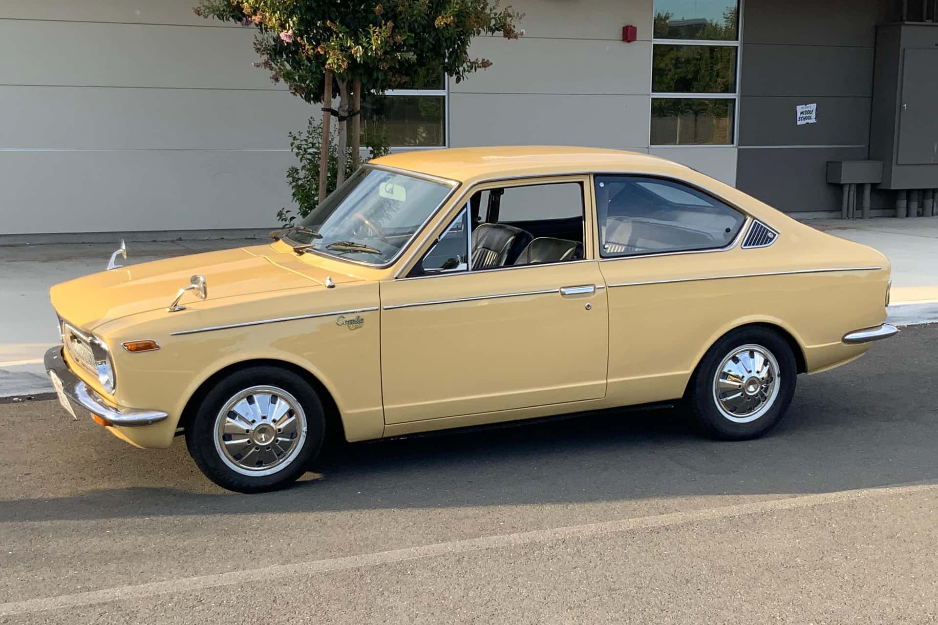 1970 Toyota Corolla sold for $10,100