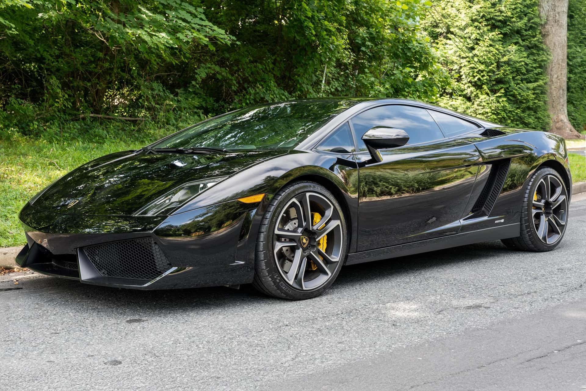 2013 Lamborghini Gallardo sold for $127,500