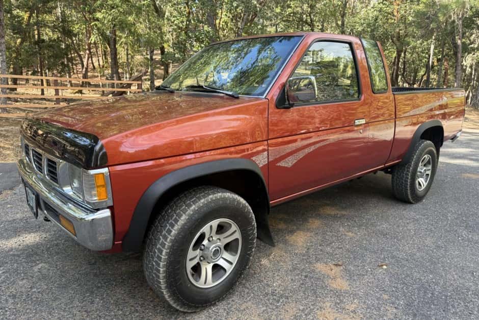 1997 Nissan Pickup sold for $13,000