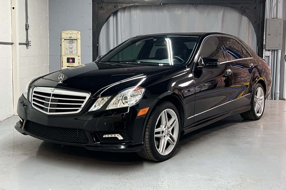2011 Mercedes-Benz W212 E-Class sold for $12,001