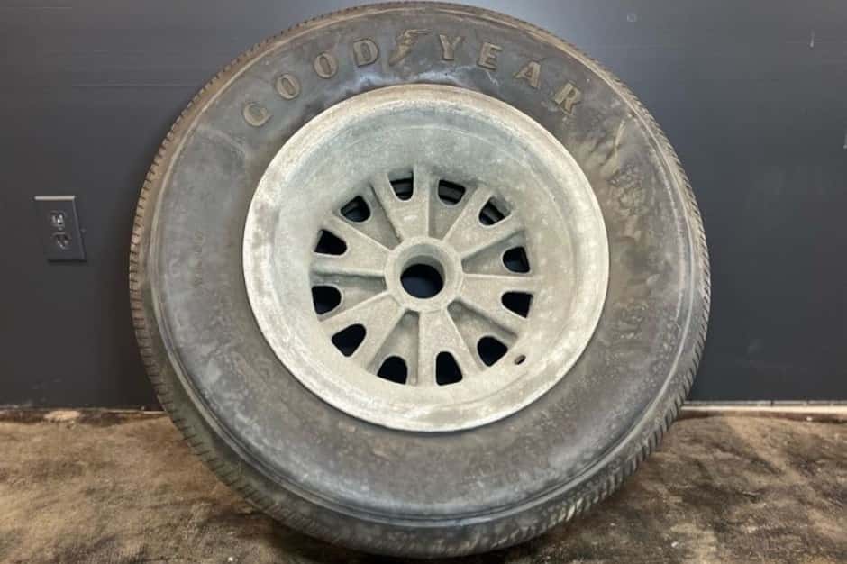 0 Shelby Cobra Mk I, II, & III sold for $2,000