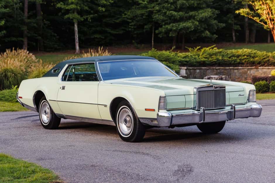1973 Lincoln Continental Mark IV (1972-1976) sold for $4,200