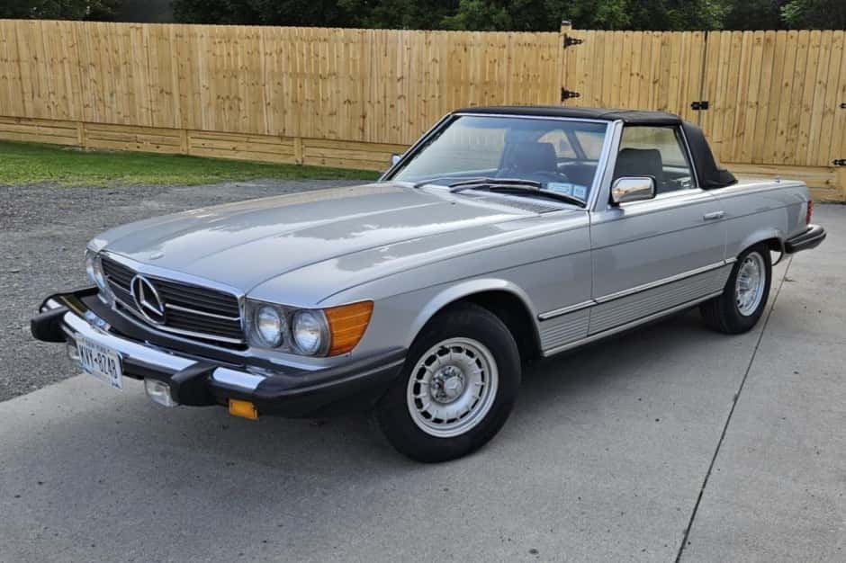 1982 Mercedes-Benz R107 SL sold for $10,500