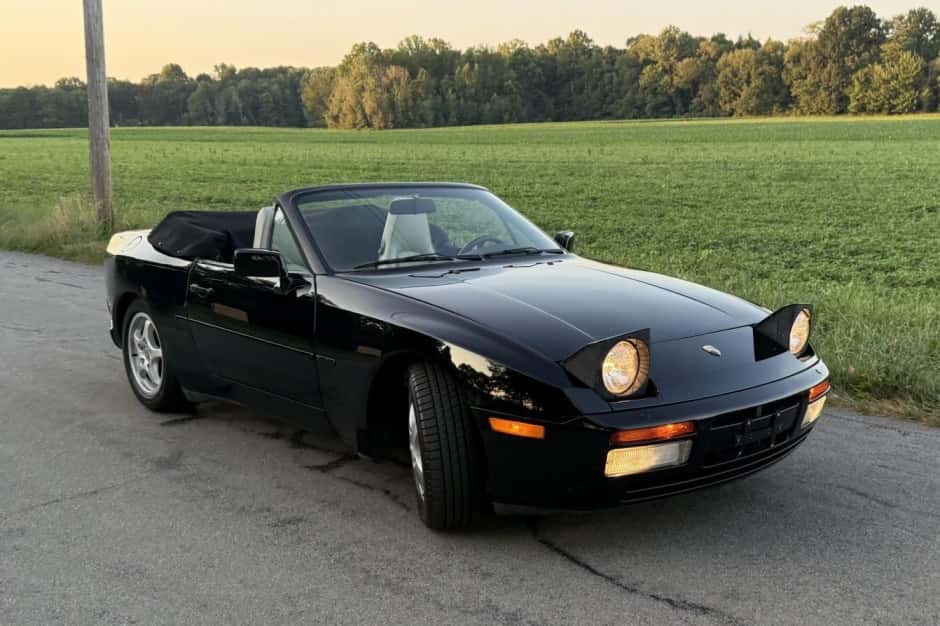 1990 Porsche 944 sold for $21,500