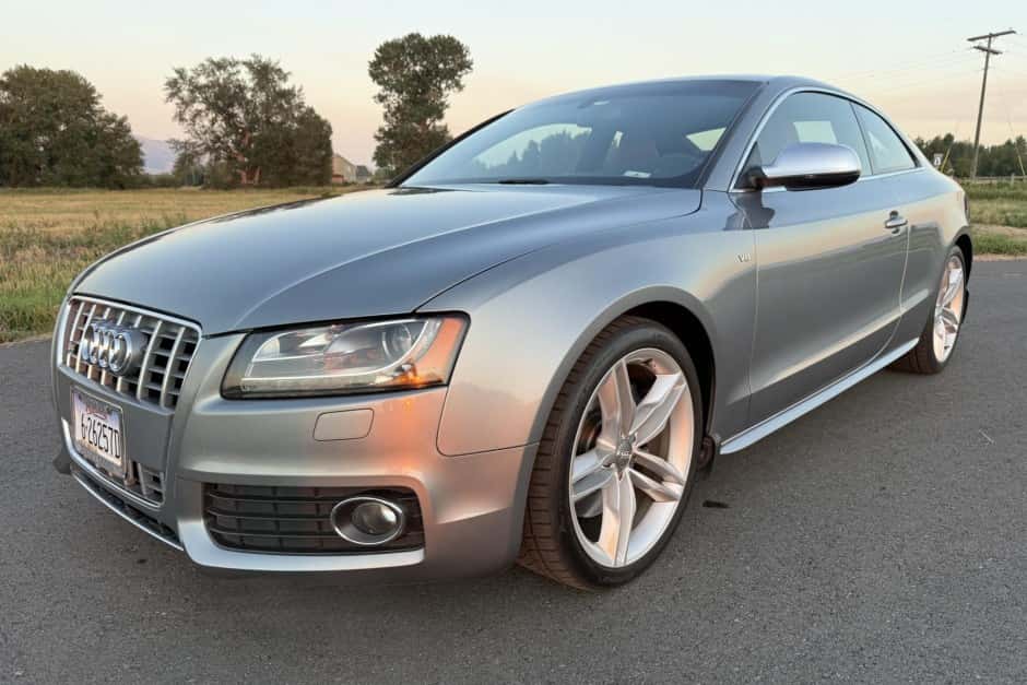 2010 Audi S5 sold for $15,500