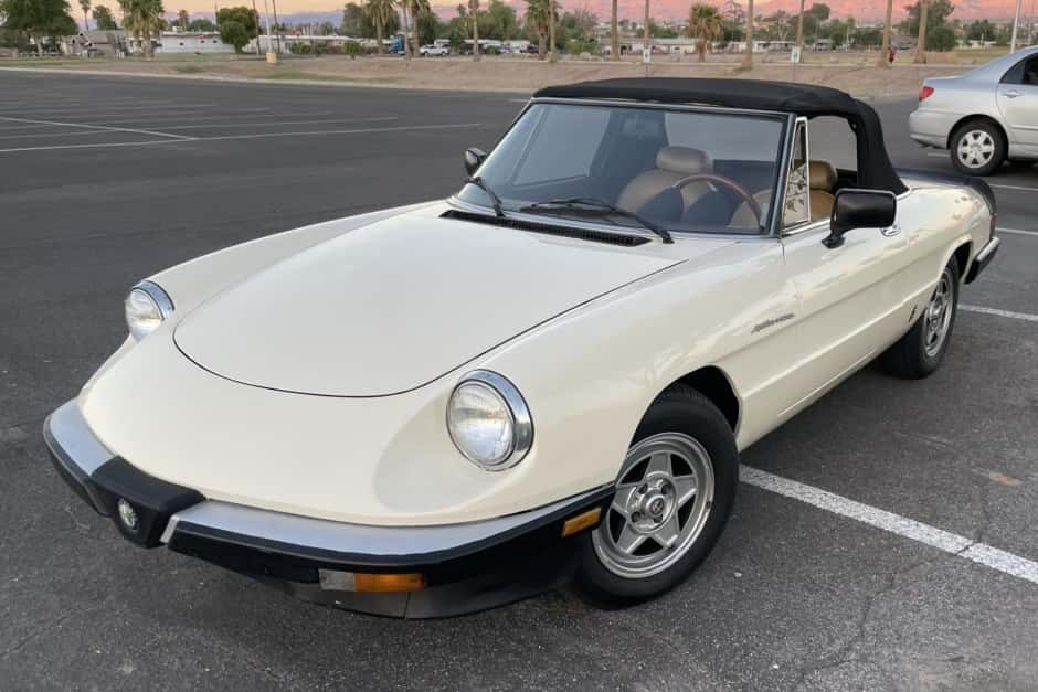 1984 Alfa Romeo 105/115 Spider Series 3 sold for $4,500