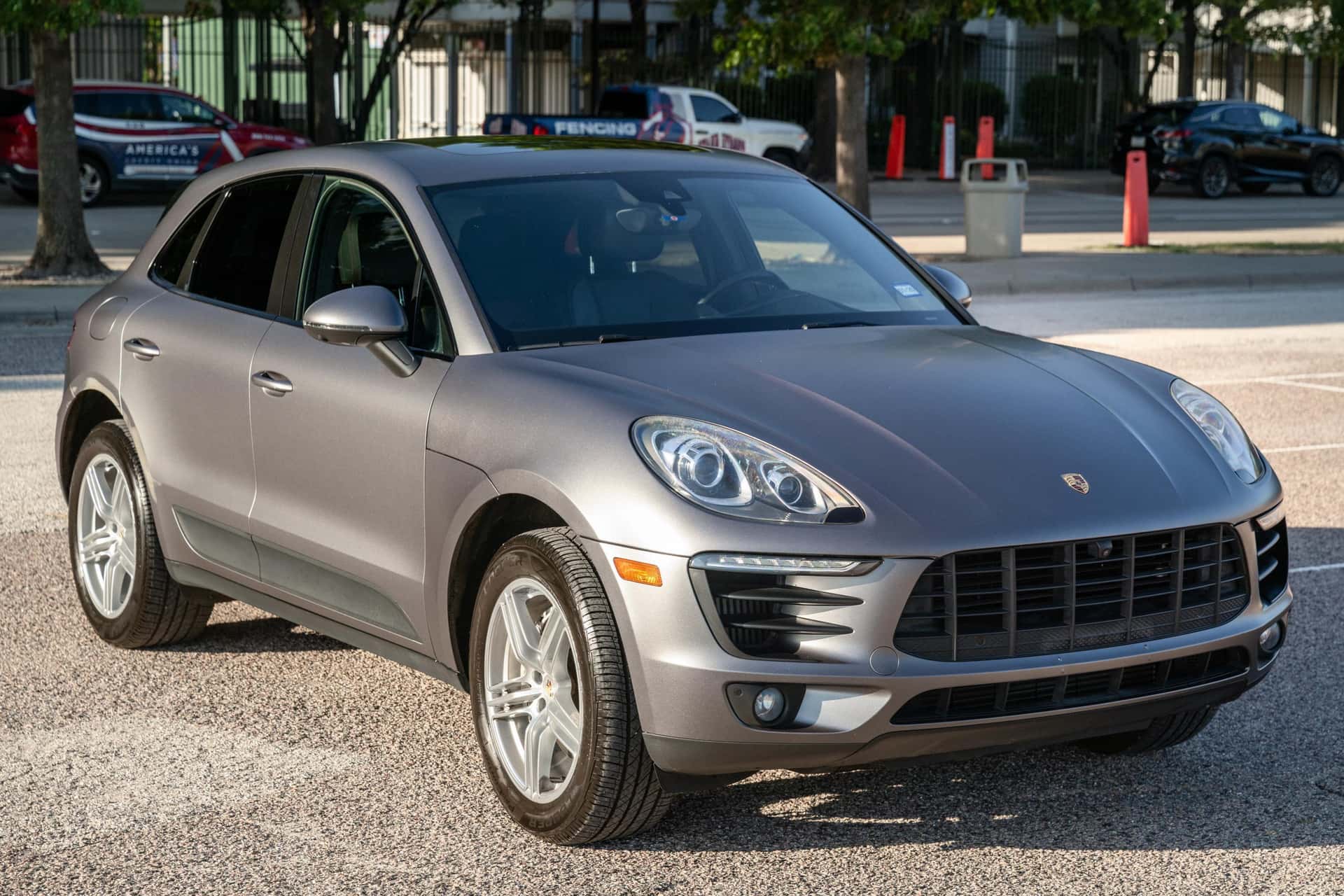 2017 Porsche Macan sold for $16,550