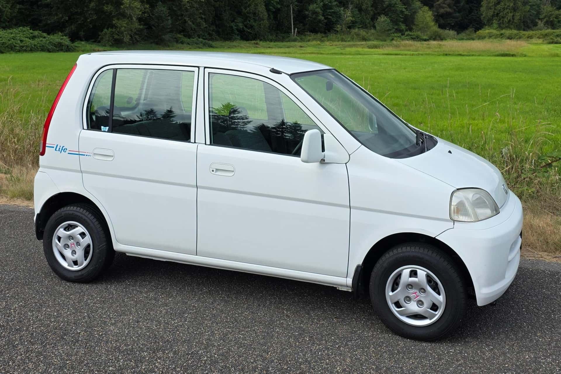 1998 Honda Life sold for $4,200