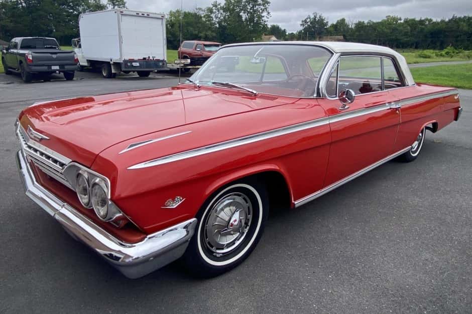1962 Chevrolet Impala (1961-1964) sold for $33,000
