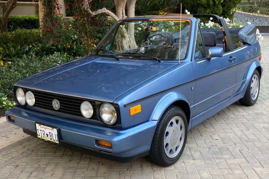 1989 Volkswagen Golf/Rabbit Cabriolet Mk1 sold for $13,500
