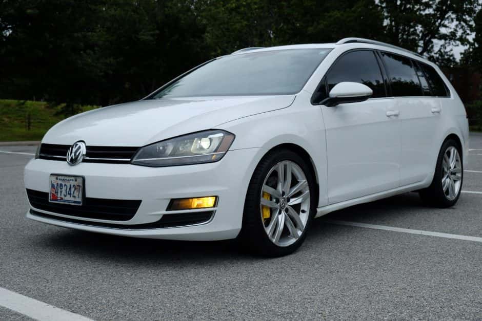 2015 Volkswagen Golf & Rabbit sold for $8,750