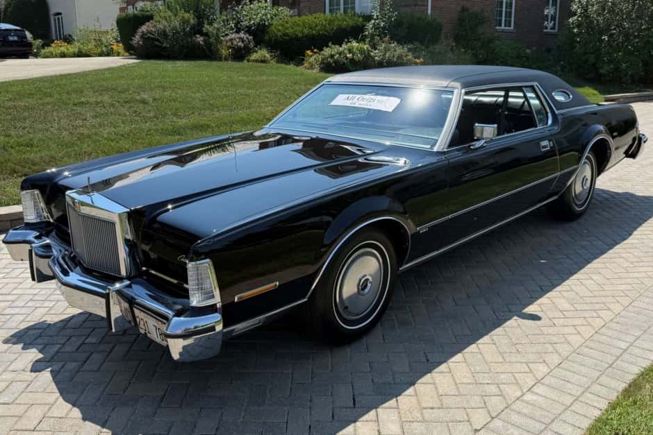 1974 Lincoln Continental Mark IV (1972-1976) sold for $40,000