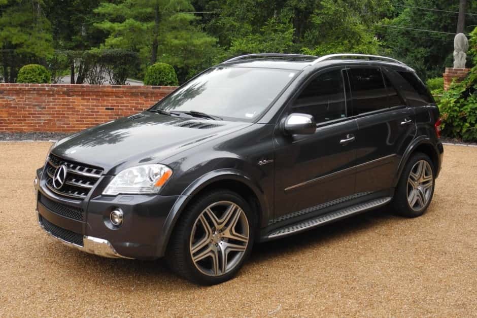 2010 Mercedes-Benz M-Class & GLE-Class sold for $10,000