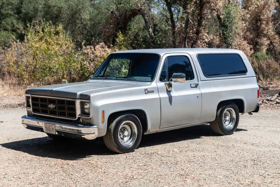 1977 Chevrolet K5 Blazer 1973-1991 sold for $14,000