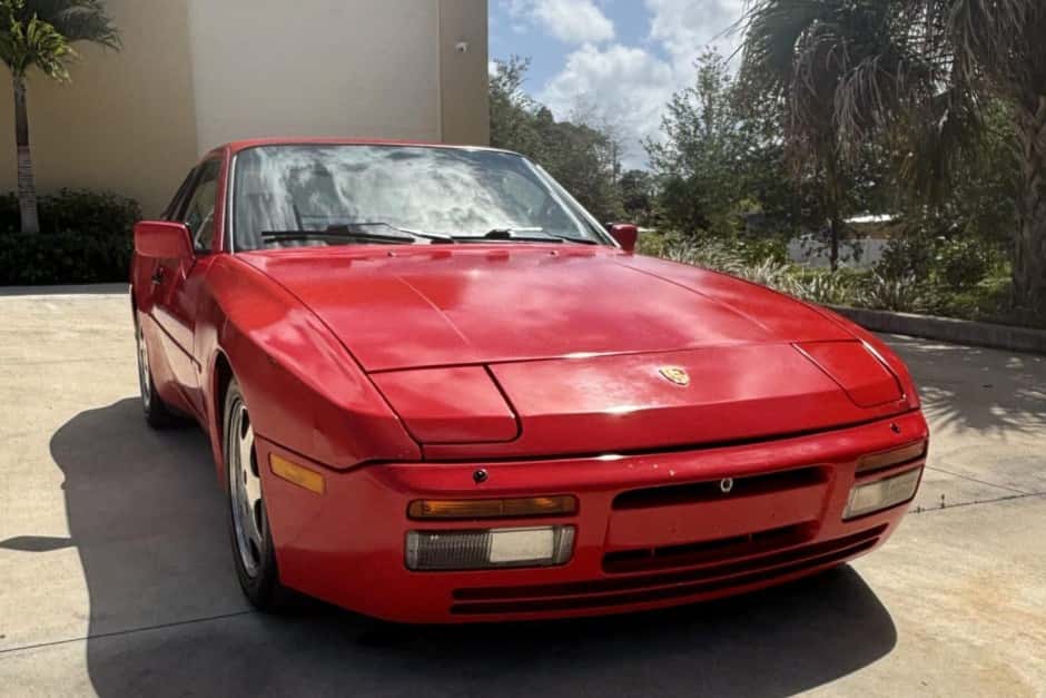 1988 Porsche 944 Turbo sold for $13,750