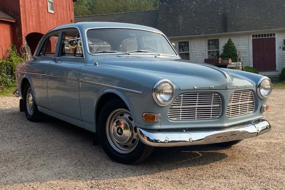 1966 Volvo Amazon sold for $6,902